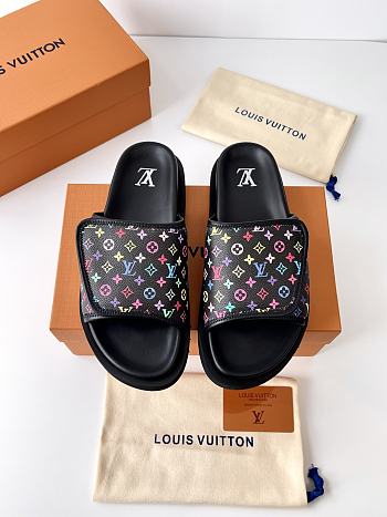 LVxTM Miami Mules Black