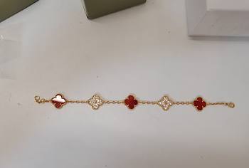 Gift VCA Bracelet
