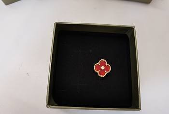 Gift VCA Ring