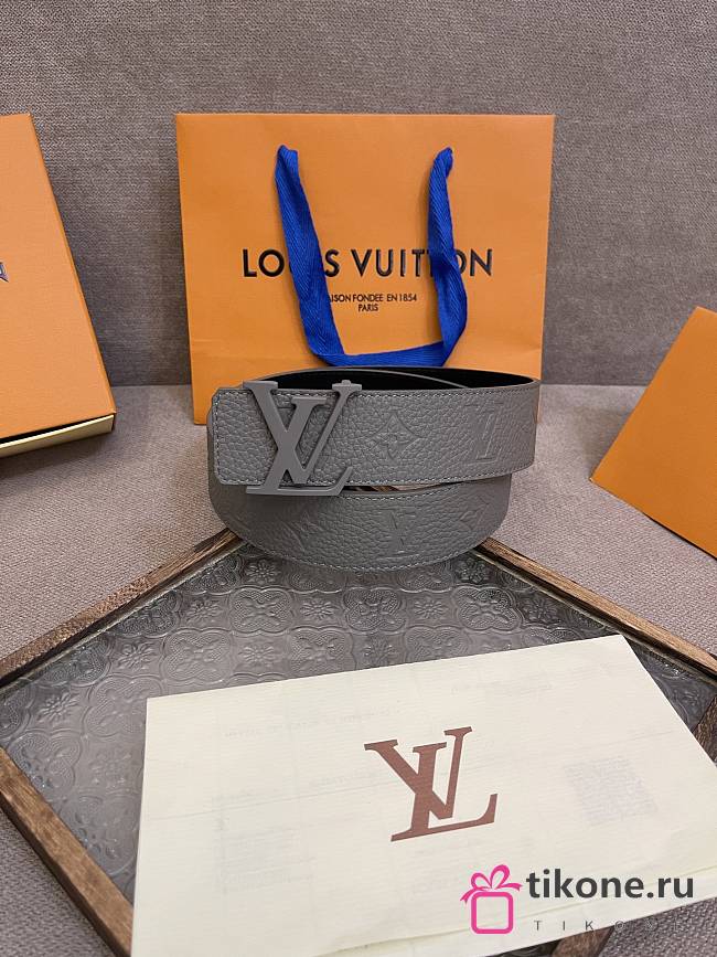 LV Taurillon 40mm Reversible Belt Gray M8662U - 1