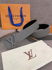 LV Taurillon 40mm Reversible Belt Gray M8662U - 4