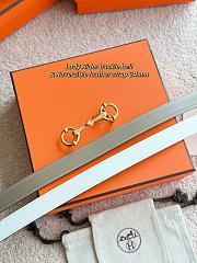 Lady Rider Belt Buckle & Reversible Leather Strap 24mm Taupe Swift / White Epsom Gold - 6