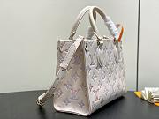 LV OnTheGo PM Monogram Empreinte Leather Dream Cream M25770 - 25x19x11.5cm - 5