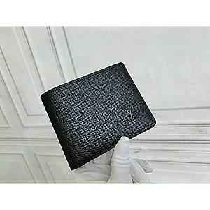 LV Wallet Gift 2