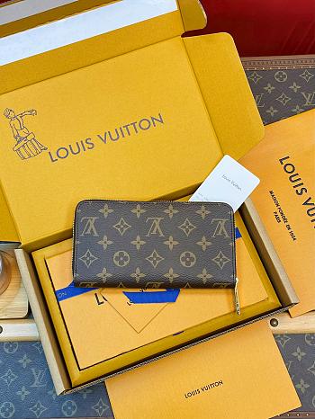 LV Zippy Wallet Monogram Canvas Brown M42616 - 19.5x10.5x2.5cm