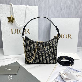 30 Montaigne Diorling Mini Bag with Chain Blue Dior Oblique Jacquard - 21x17x7cm