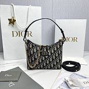 30 Montaigne Diorling Mini Bag with Chain Blue Dior Oblique Jacquard - 21x17x7cm - 2
