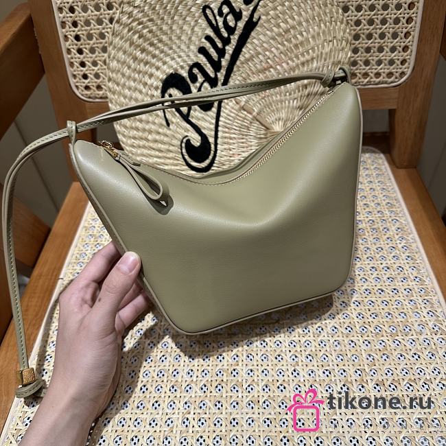 Loewe Mini Hammock Hobo in Classic Calfskin Green - 28x17x9.5cm - 1