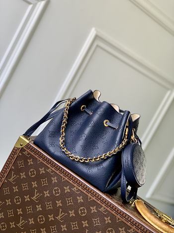 LV Bella Mahina Leather Navy M14315 - 19x22x14cm