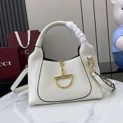 Gucci Softbit Medium Top Handbag White Grainy Leather - 27.5x21x16cm - 2