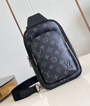 LV Avenue Slingbag PM Monogram Eclipse Canvas M47137 - 16x33x5.7cm