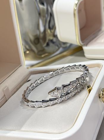 Bvlgari White Gold Serpenti Viper Bracelet with Diamonds 351844