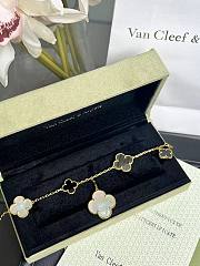VCA Magic Alhambra Bracelet 5 Motifs 18K Yellow Gold Mother-of-pearl Onyx  - 3