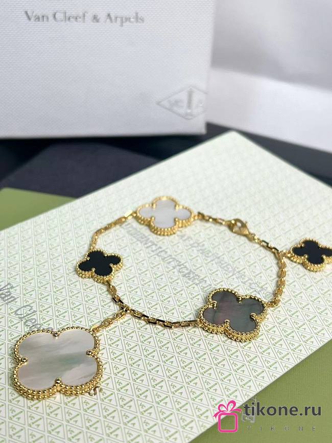 VCA Magic Alhambra Bracelet 5 Motifs 18K Yellow Gold Mother-of-pearl Onyx  - 1
