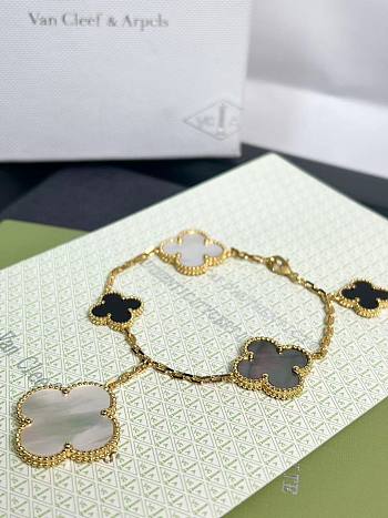 VCA Magic Alhambra Bracelet 5 Motifs 18K Yellow Gold Mother-of-pearl Onyx 