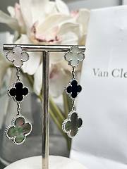 VCA Magic Alhambra Earrings 3 Motifs 18K Yellow Gold Mother-of-pearl Onyx - 6