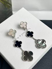 VCA Magic Alhambra Earrings 3 Motifs 18K Yellow Gold Mother-of-pearl Onyx - 2