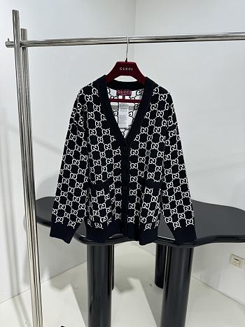 Gucci Reversible GG Wool Jacquard Cardigan in Black and White
