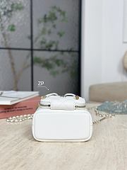 Chanel Clutch with Chain Grained Shiny Calfskin & Gold-Tone Metal White - 15x12.5x7.5cm - 5