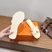 Hermes Oran Sandals Rubber Beige - 2