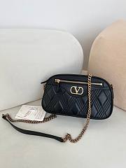 Valentino Garavani Quiltie 67 Medium Shoulder Bag In Quilted Nappa Leather Black - 24x16x6.5cm - 1