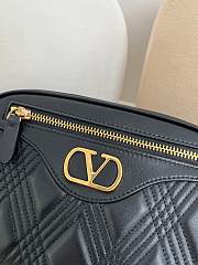 Valentino Garavani Quiltie 67 Medium Shoulder Bag In Quilted Nappa Leather Black - 24x16x6.5cm - 2