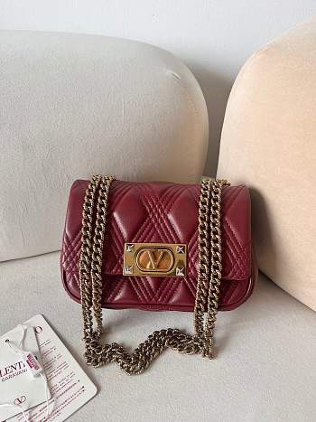 Valentino Garavani Quiltie 67 Small Shoulder Bag Red - 19x13x6cm