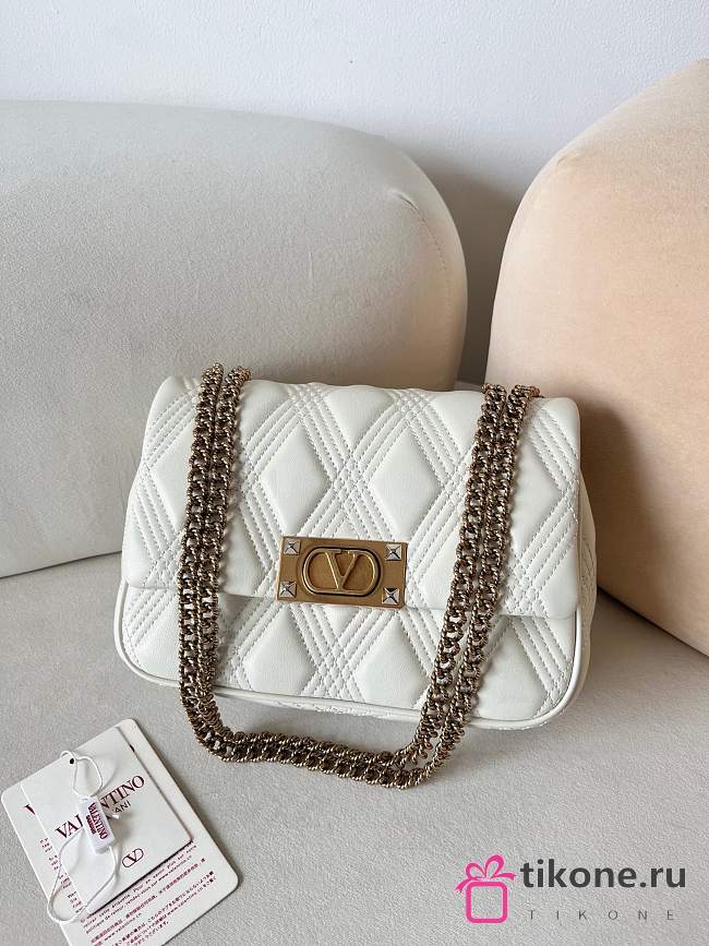 Valentino Garavani Quiltie 67 Medium Shoulder Bag White - 23x17x8cm - 1