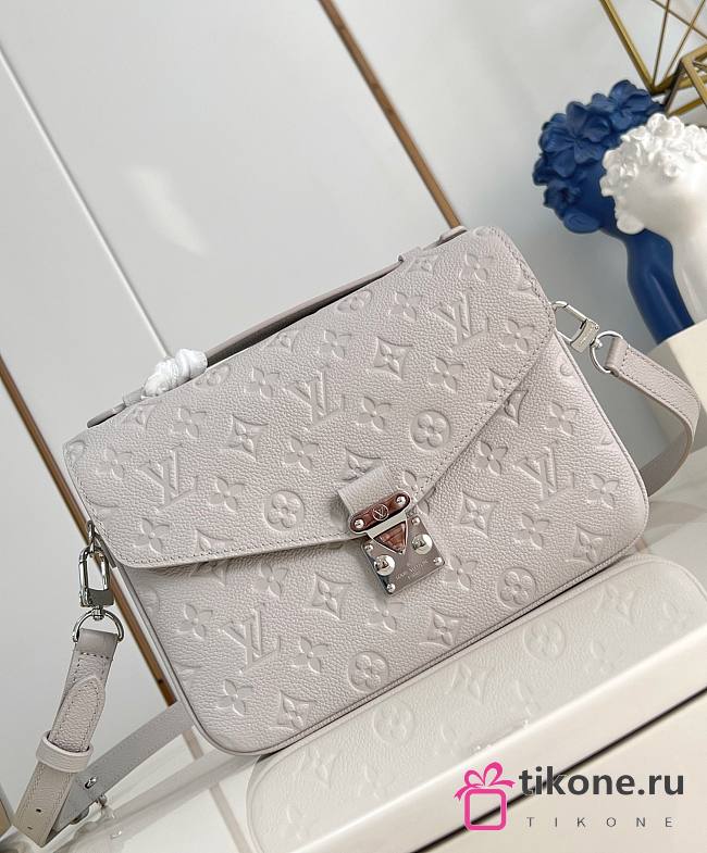 LV Pochette Metis Monogram Empreinte Leather Brume Gray M13481 - 25x19x7cm - 1
