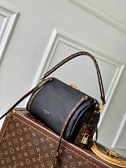LV Express PM Fashion Leather Black M26039 - 26x17x13.5cm - 6
