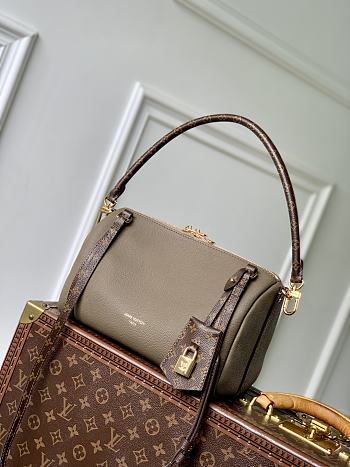 LV Express PM Fashion Leather Smoke Gray M26360 - 26x17x13.5cm