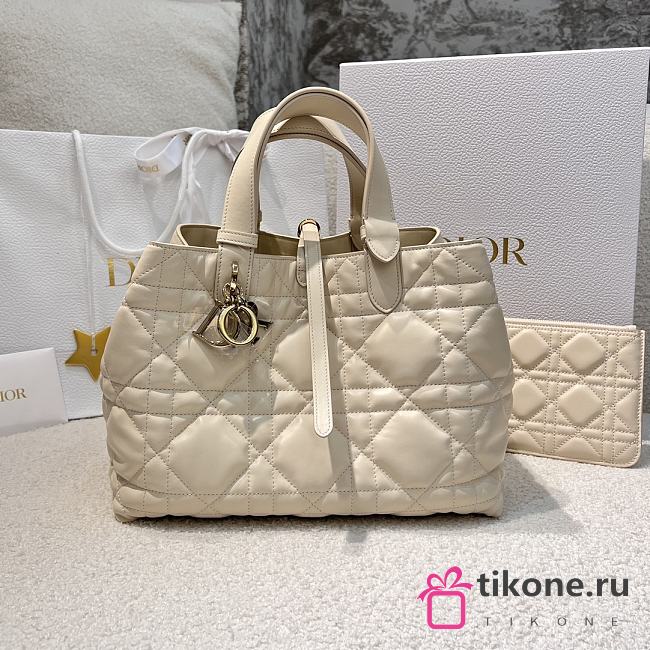 Medium Dior Toujours Bag Powder Beige Macrocannage Calfskin - 28.5x21.5x17cm - 1