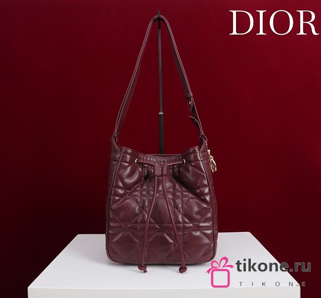 Dior Medium D-Motion Bag Red Macrocannage Lambskin - 23x24x13cm - 1