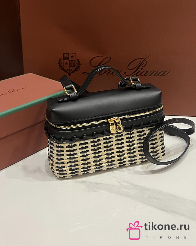 Loro Piana Extra Pocket L19 East West Wicker Rattan Black - 19x12x7cm - 1