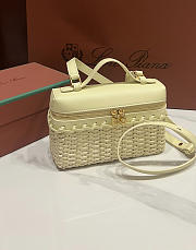 Loro Piana Extra Pocket L19 East West Wicker Rattan Cream - 19x12x7cm - 3