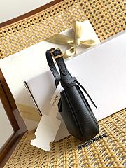 YSL Le 5 À 7 Supple Micro Bag in Leather Black - 9x8x5cm - 2