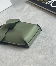 Loewe Elephant Pocket in Classic Calfskin Green - 18x8x4cm - 3