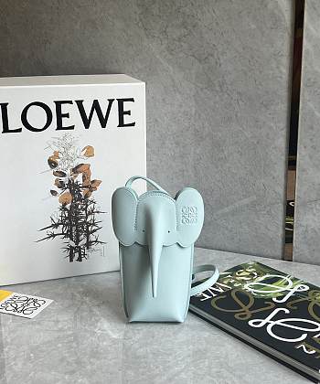Loewe Elephant Pocket in Classic Calfskin Blue - 18x8x4cm