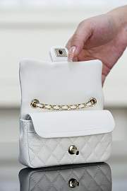 Chanel Classic Mini Bag with Hook Lambskin White - 19x11x7cm - 4