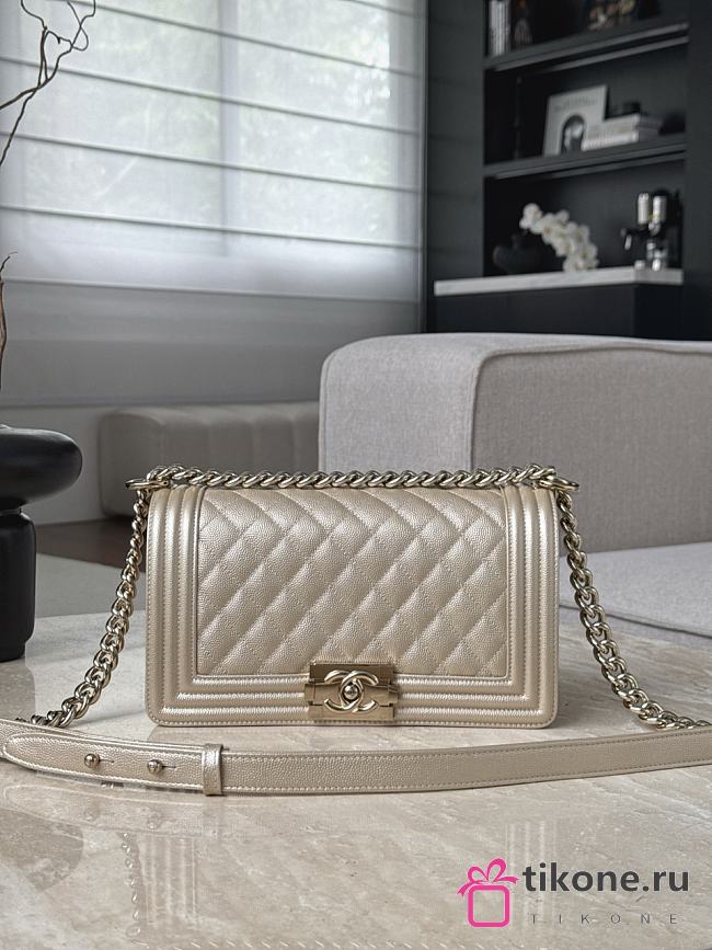Chanel Leboy25 Caviar Grained Calfskin Champagne Gold Light Gold - 15x25x9cm - 1