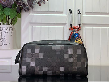 LV Dopp Kit Damoflage Coated Canvas Black M15109 - 38x44x12.5cm