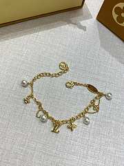 LV Blooming Pearls Bracelet M1684A  - 2