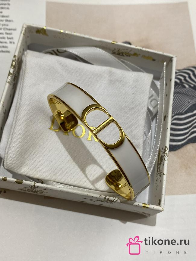 Dior 30 Montaigne Thin Bangle in White - 1