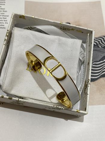 Dior 30 Montaigne Thin Bangle in White