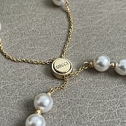 Gucci Interlocking Pearl Bracelet in Light Gold Toned Brass - 5