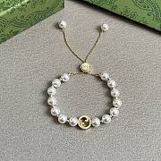 Gucci Interlocking Pearl Bracelet in Light Gold Toned Brass - 6