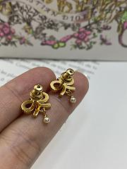Le Nœud de Dior Earrings Gold Finish Metal with White Resin Pearls and Silver Tone Crystals - 5