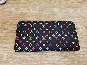 LVxTM Zippy Wallet Monogram Gift