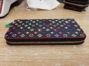 LVxTM Zippy Wallet Monogram Gift - 3