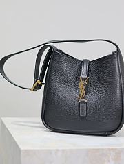 YSL Le 5 À 7 Supple Baby In Grained Leather Black - 15x16x7cm - 2